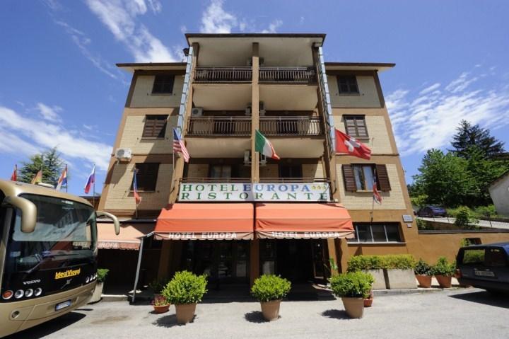 Hotel Europa ノルチャ エクステリア 写真